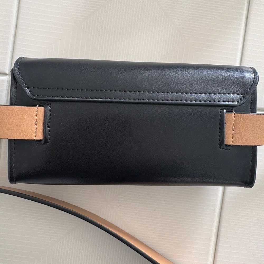 Kate Spade New York Black Leather Belt Bag - Picture 8 of 9